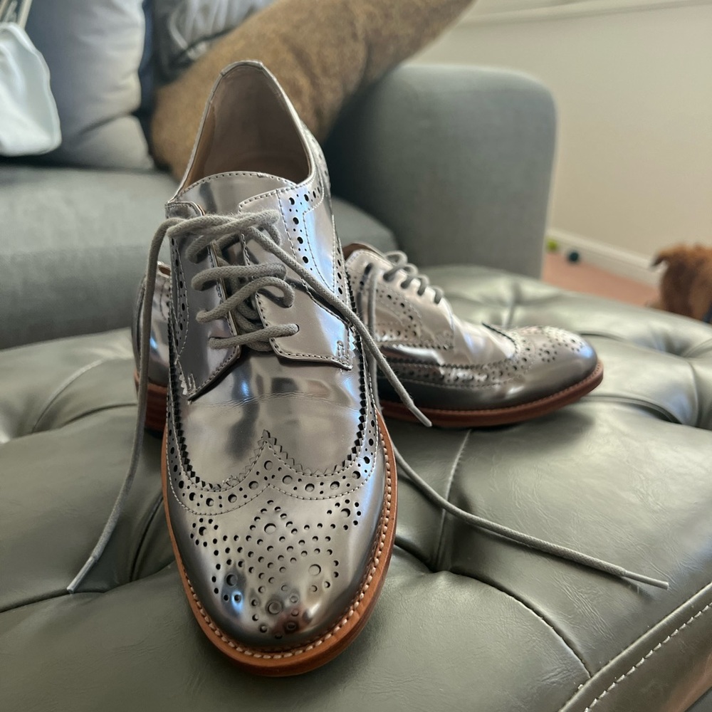 Banana Republic Metalic Oxford